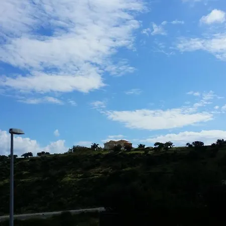 Stunning 3-Bed Villa In Pissouri *